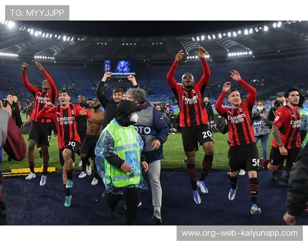 AC米兰对阵曼城，胜负难料谁能击败对手？，ac米兰对曼联比分结果