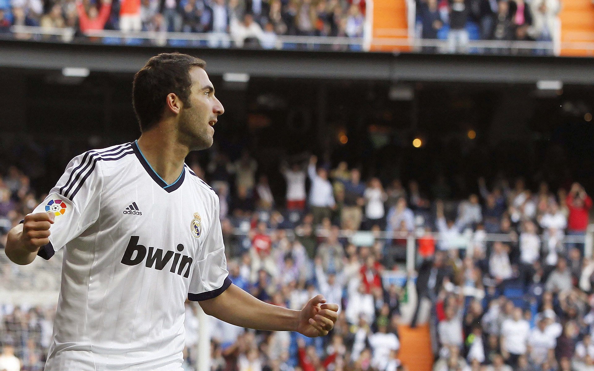 博卡后腰双人组合未能提供有效保护